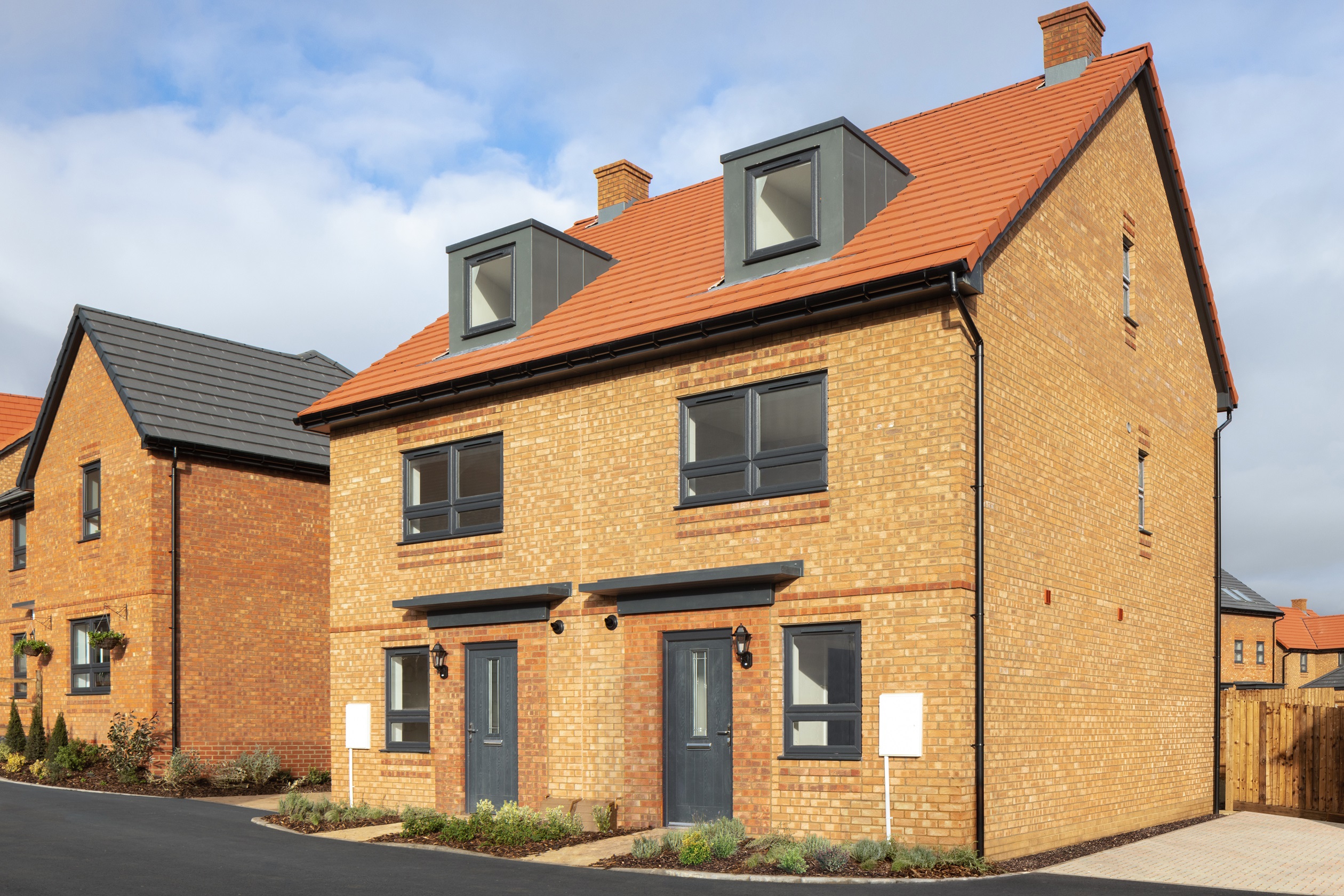 external street scene clipstone park
